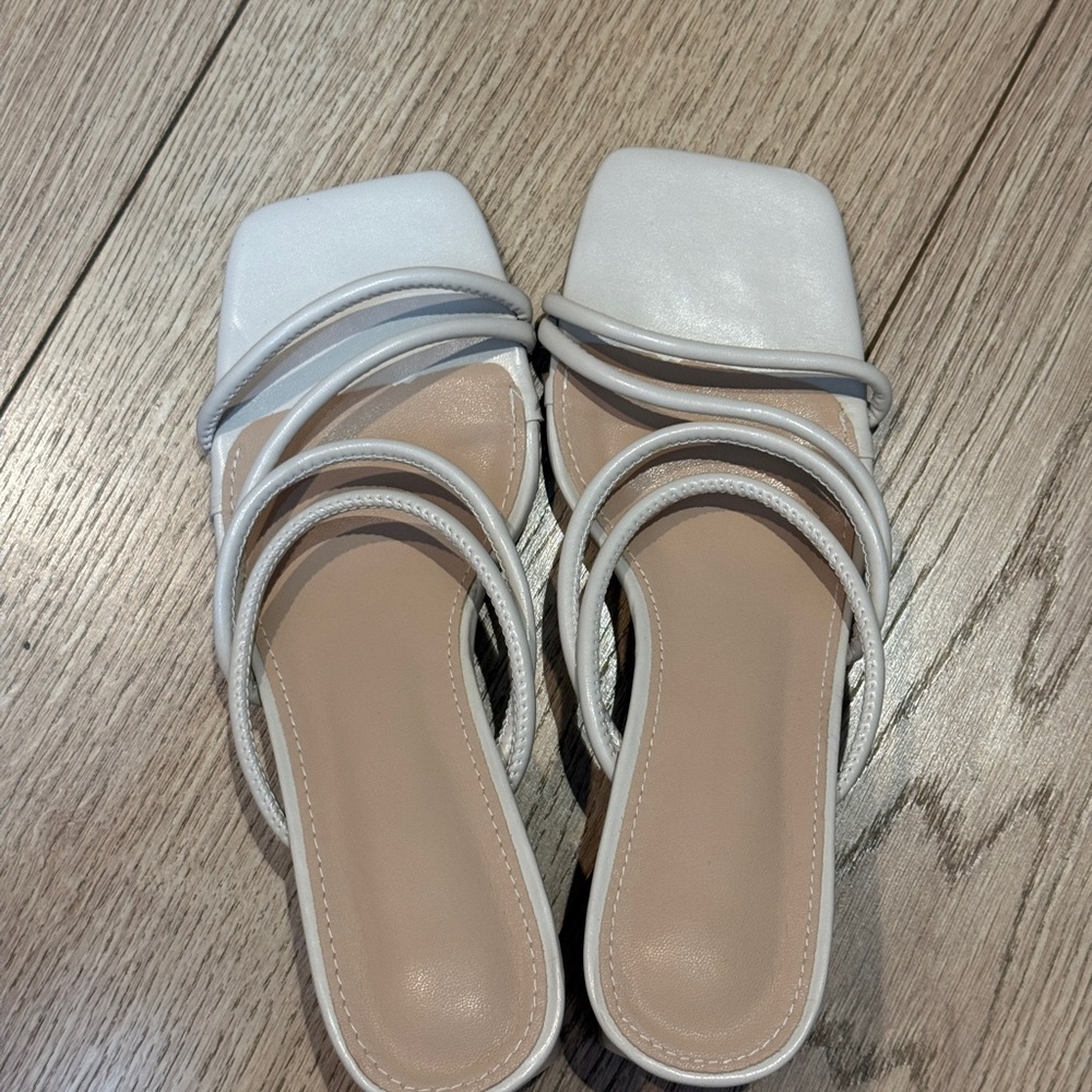 Elegant White Strappy Women's Sandals